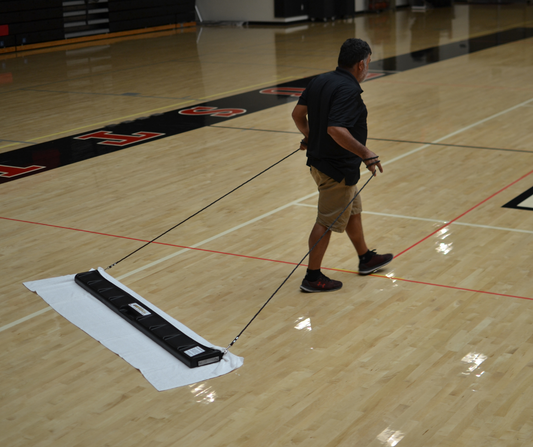 Revolutionizing Court Maintenance: Courtclean Damp Mop vs/ Traditional Dust mops